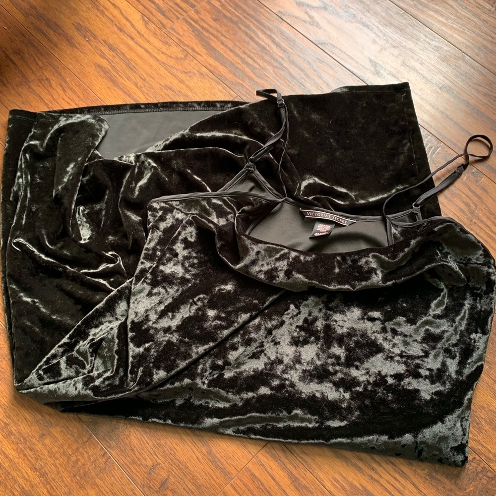 SALE❗️ 2/$10 VS Nightgown